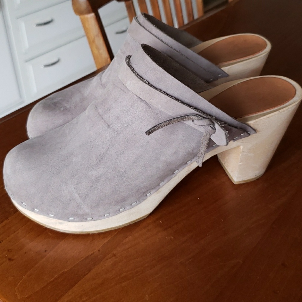 Bryr clogs Charlotte 40